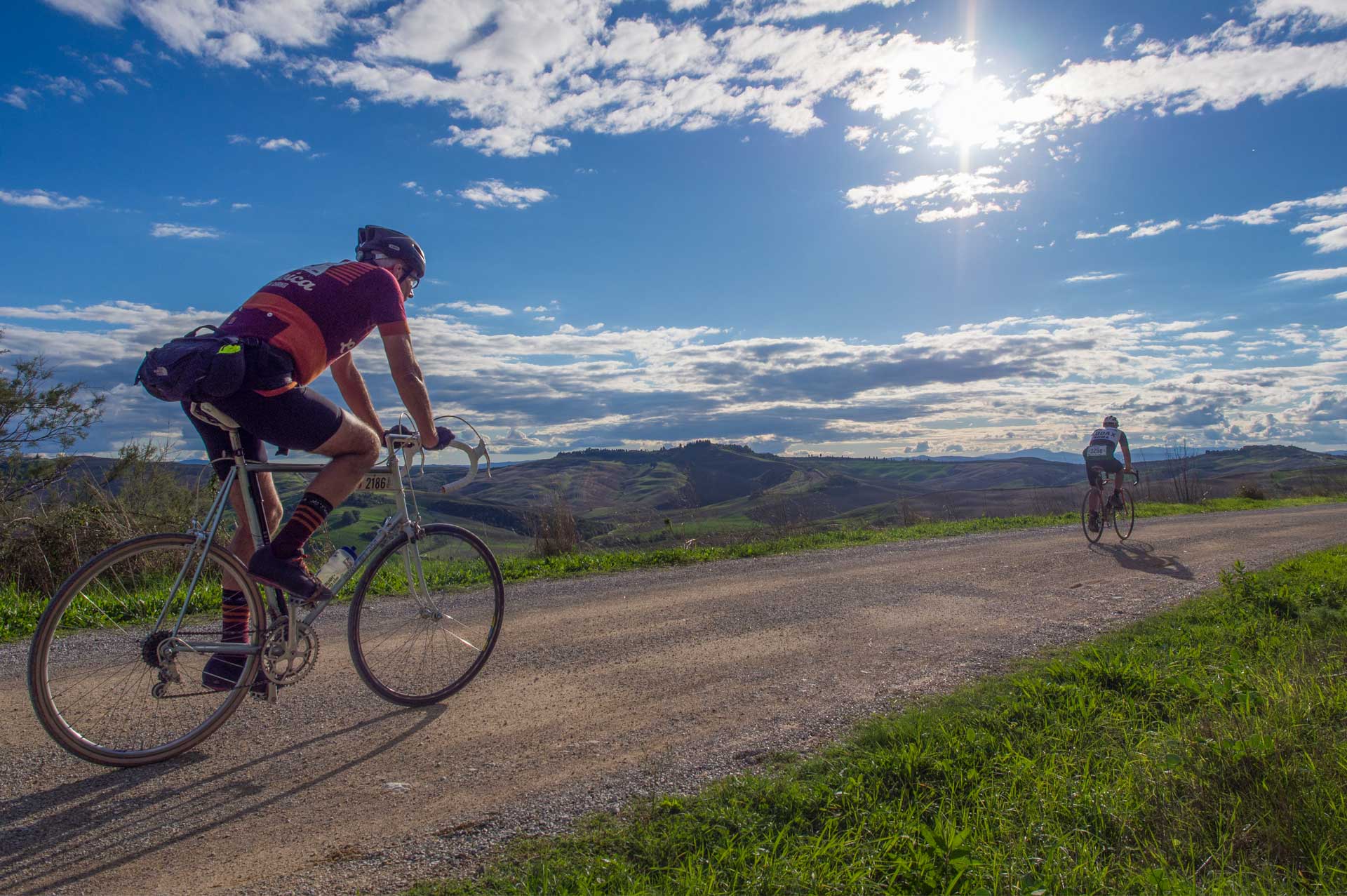 slice adventures - bike tour operator siena- immagine panorama eroica, val d'orcia